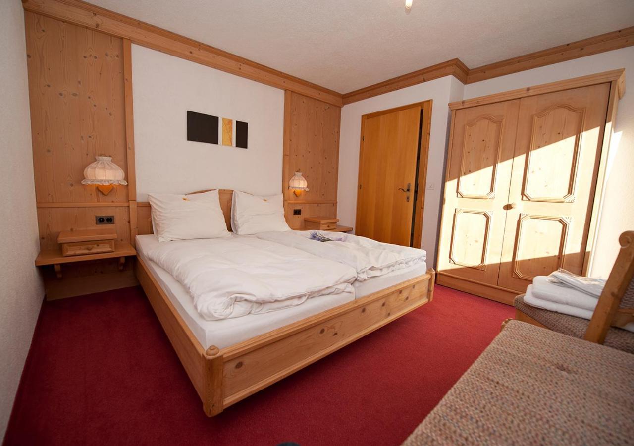 Hotel Garni Bergsonne Samnaun Rom bilde