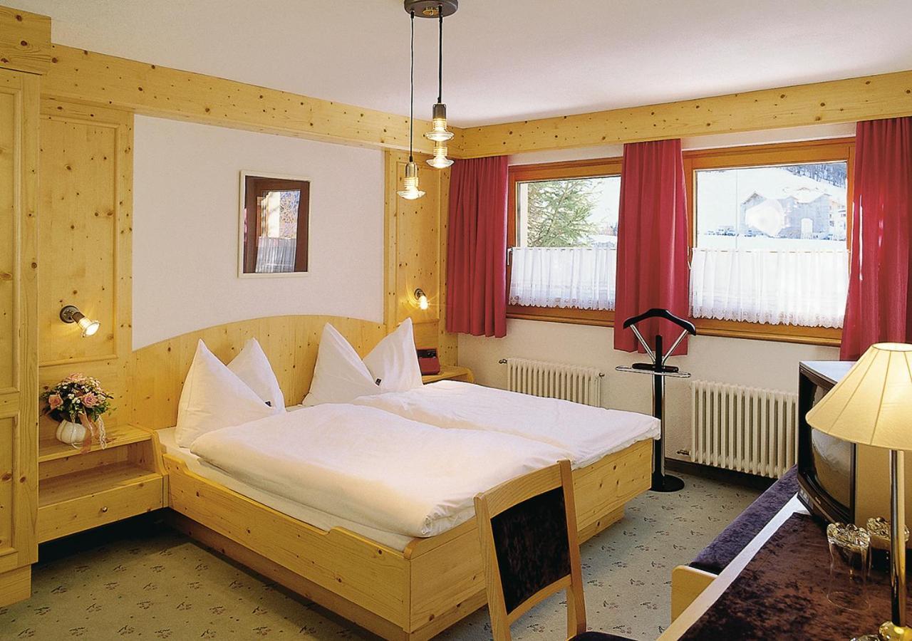 Hotel Garni Bergsonne Samnaun Eksteriør bilde
